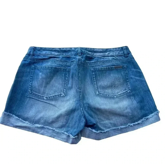 Women’s Michael Kors Light Wash Distressed Denim Shorts•Size 10•Preowned• - Picture 2 of 6